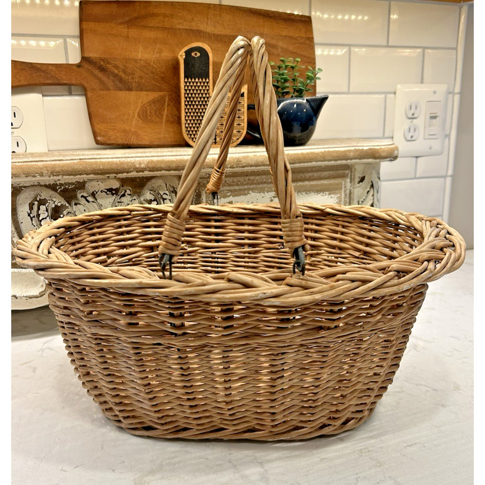 Vintage French Market Basket Hand Woven Rattan Wicker Metal Hinged Handles 15.5"